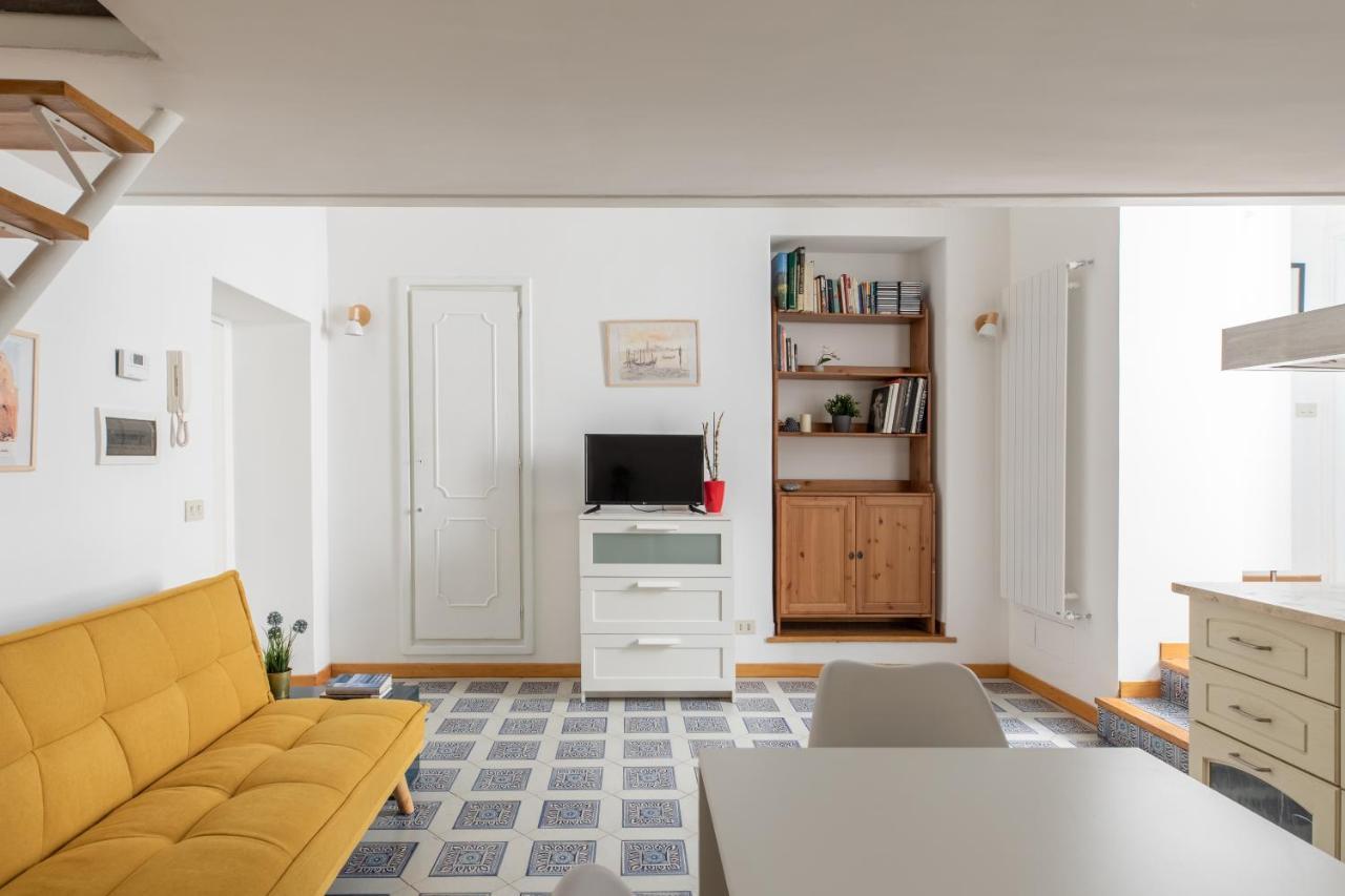Iflat Yellow Monti Appartement *